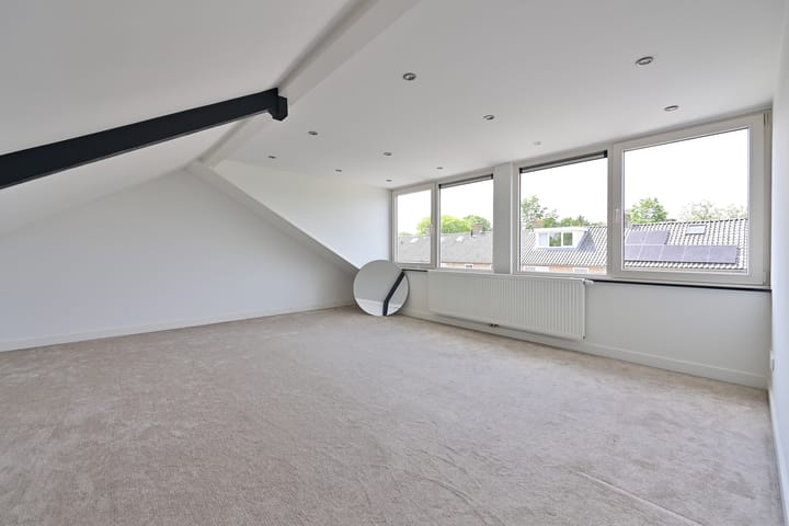 Foto 16 van Karel Doormanlaan 13