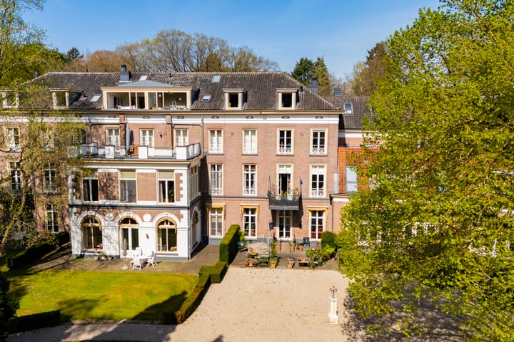 Foto 1 van Badhuislaan 45