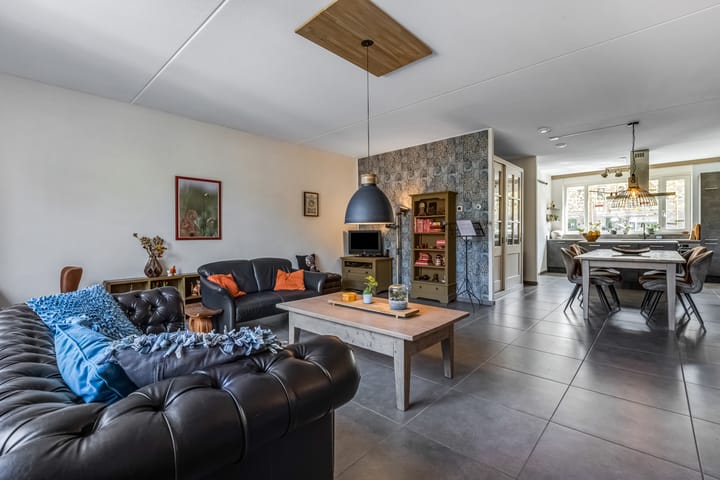 Photo 3 of Bremerstraat 7