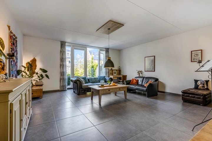 Photo 4 of Bremerstraat 7