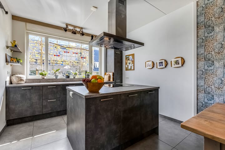 Foto 14 van Bremerstraat 7