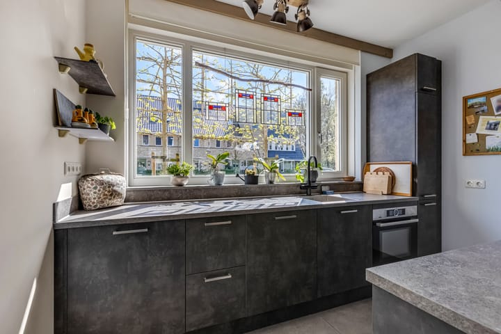 Foto 15 van Bremerstraat 7