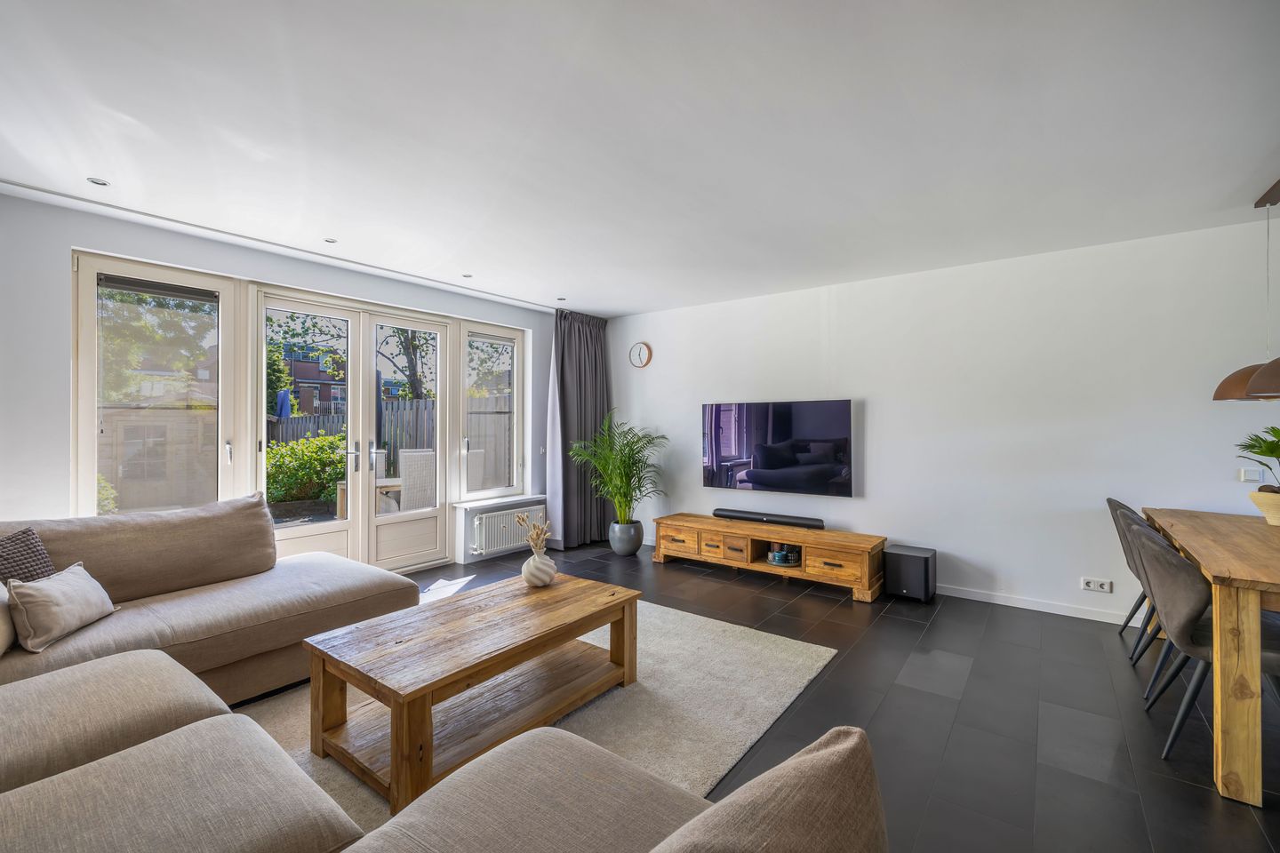 Foto 10 van Dekemastate 30