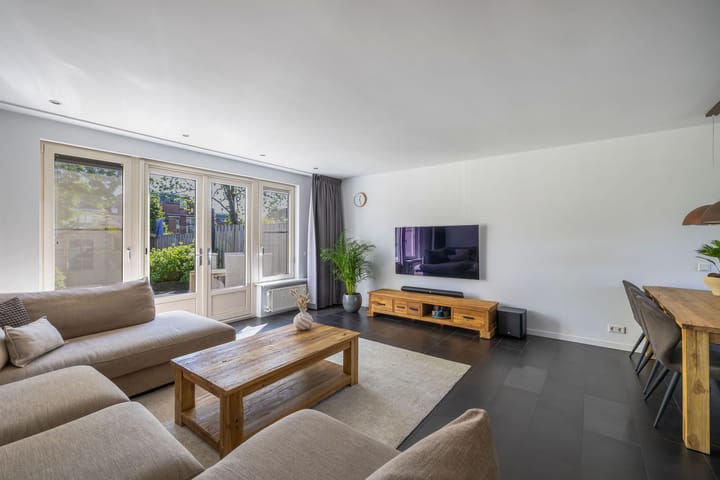 Foto 10 van Dekemastate 30