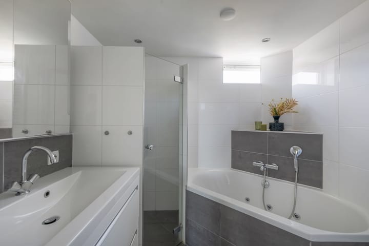 Foto 34 van Dekemastate 30