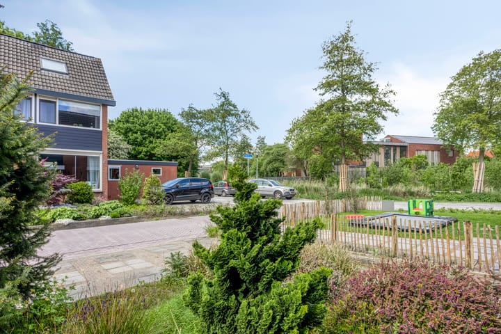 Foto 10 van Elzenstraat 108