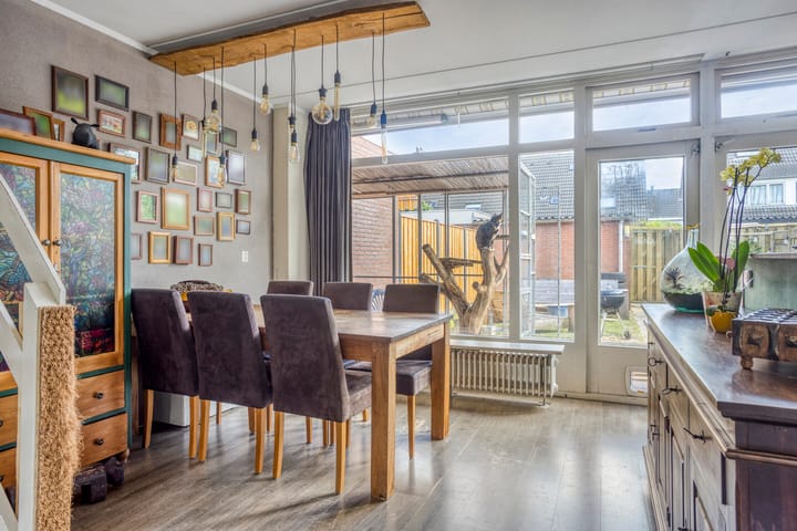 Foto 15 van Elzenstraat 108