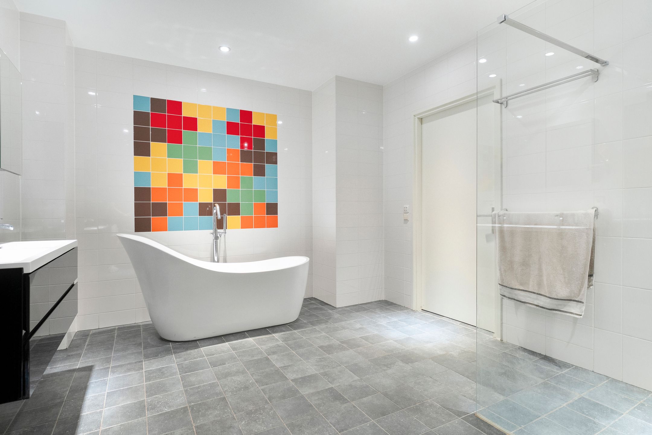 Foto 24 van van Helomaweg 4-A