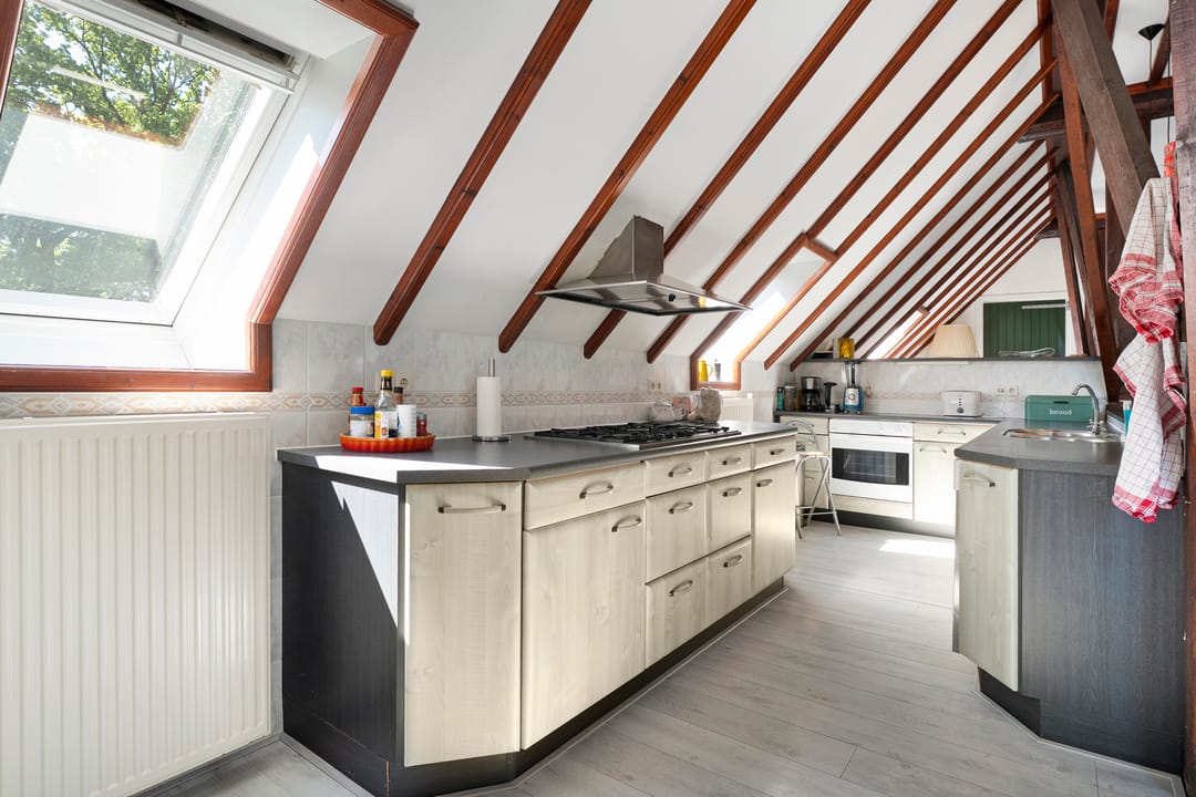 Foto 37 van van Helomaweg 4-A