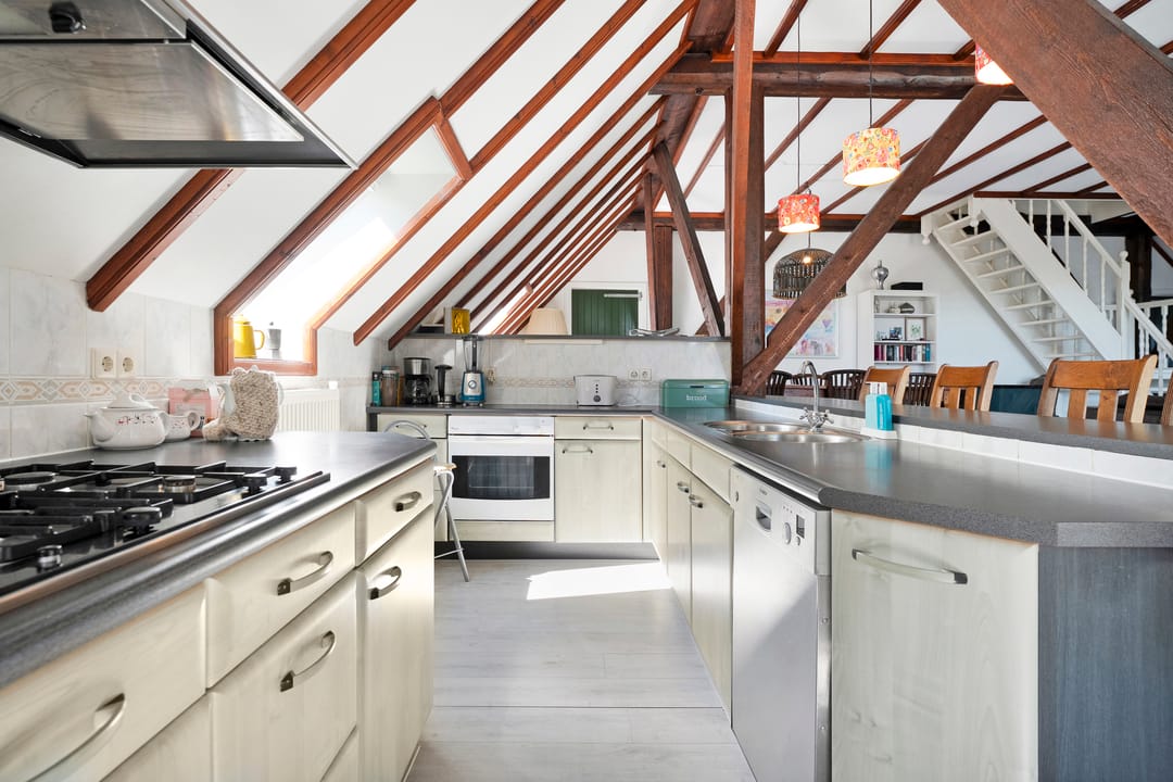 Foto 38 van van Helomaweg 4-A