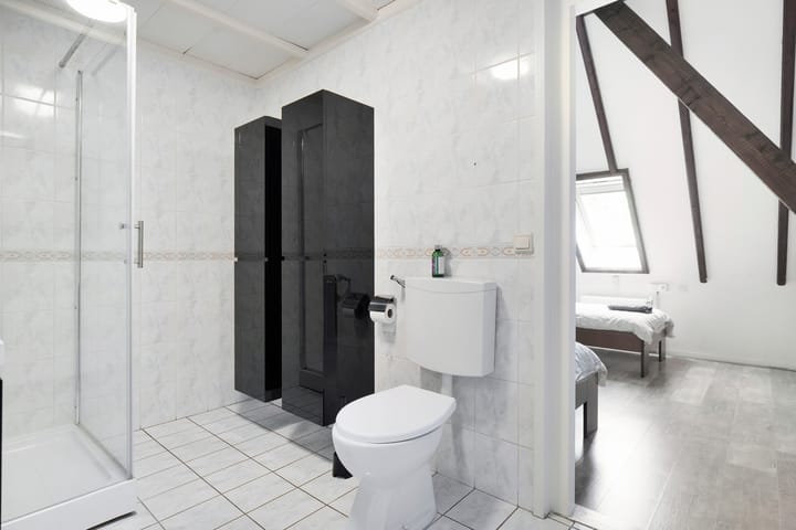 Foto 45 van van Helomaweg 4-A