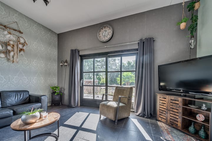 Foto 26 van Weselseweg 134