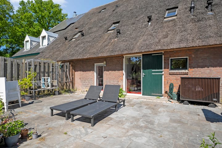 Foto 71 van van Helomaweg 4-A