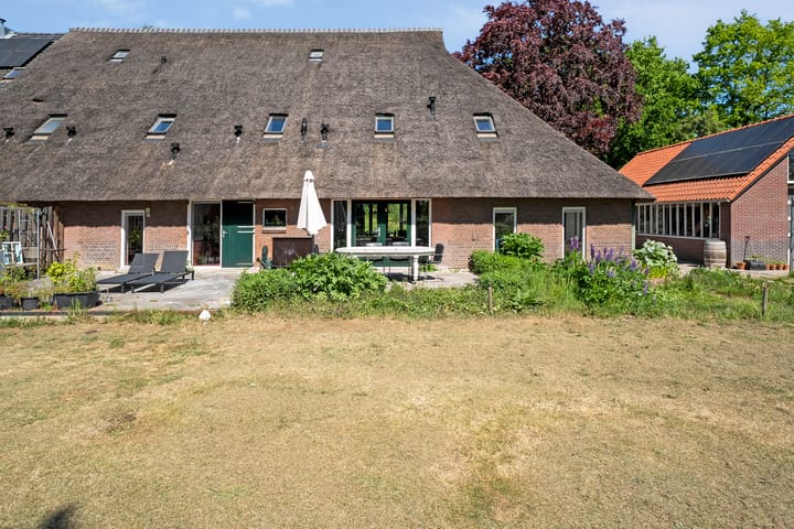 Foto 76 van van Helomaweg 4-A