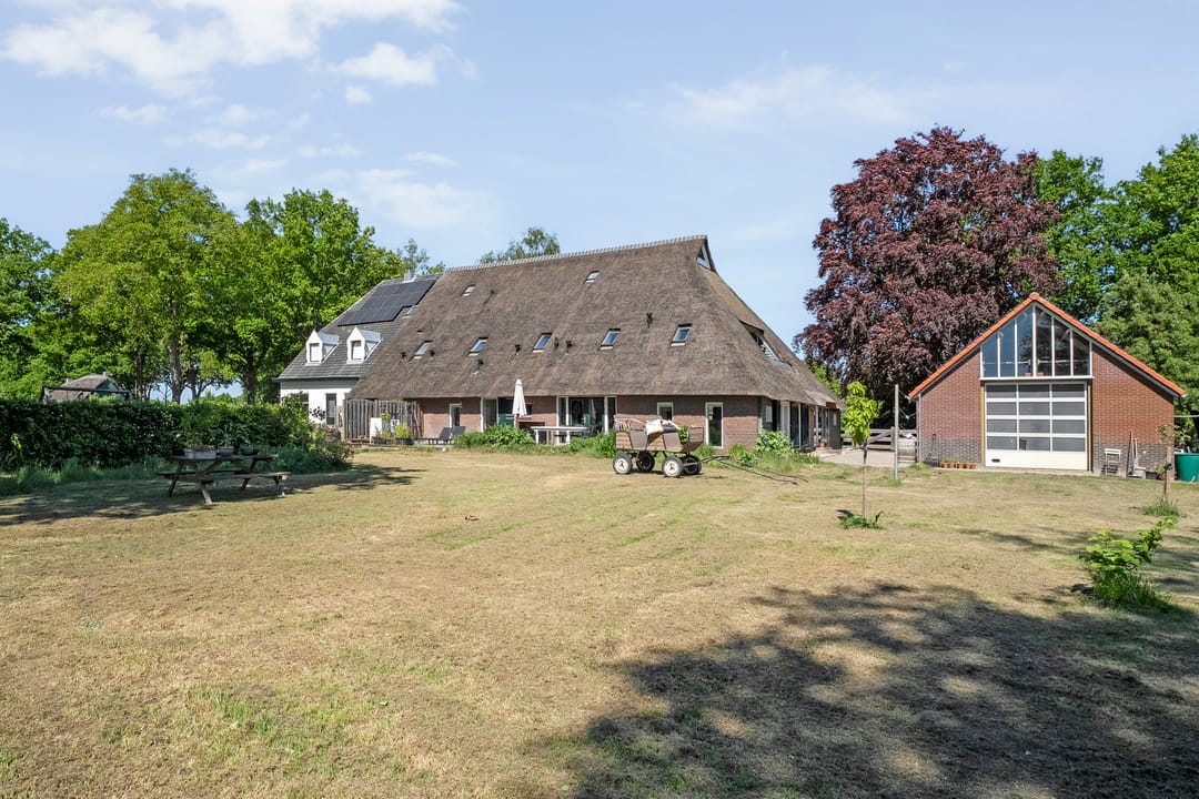 Foto 77 van van Helomaweg 4-A