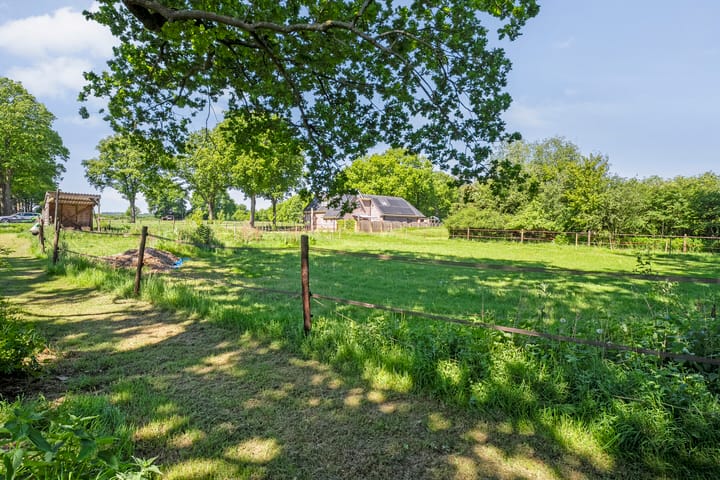 Foto 85 van van Helomaweg 4-A