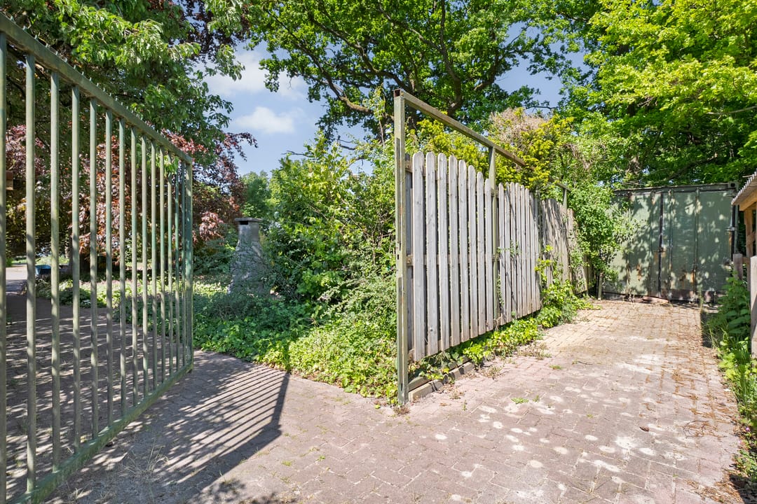 Foto 86 van van Helomaweg 4-A