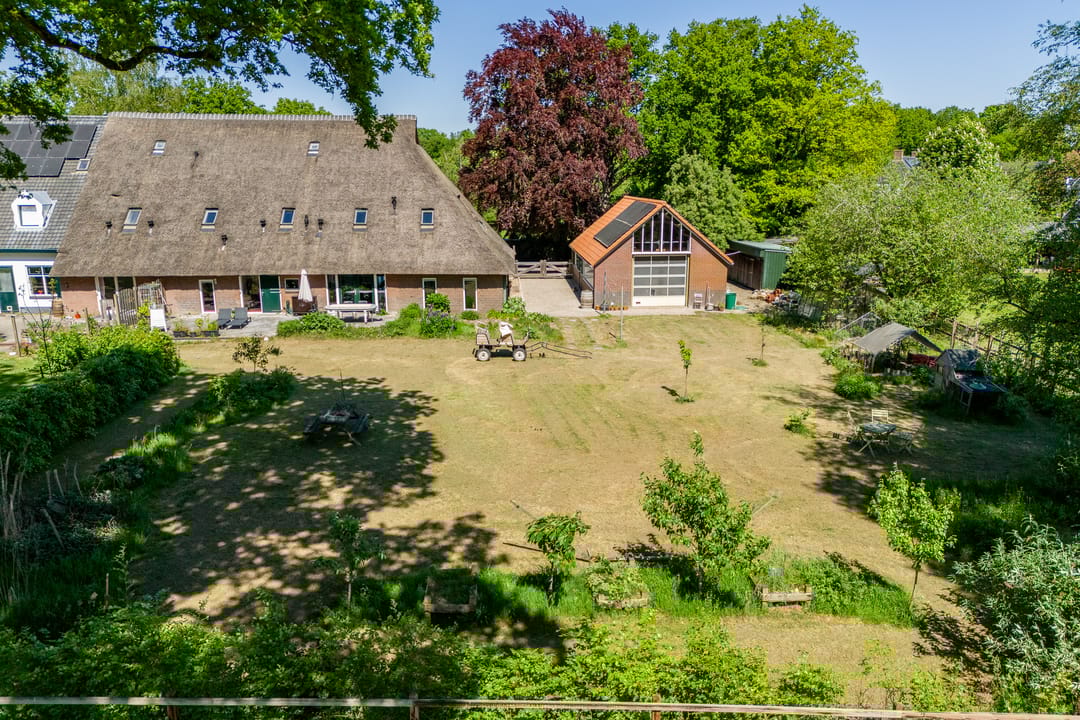 Foto 1 van van Helomaweg 4-A