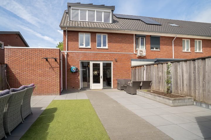 Foto 32 van Jacob van Ruysdaelstraat 43