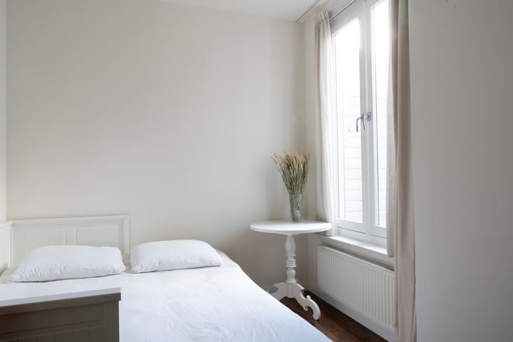 Foto 16 van Bloemstraat 164-A