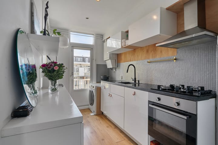 Foto 2 van Mercatorstraat 57-3