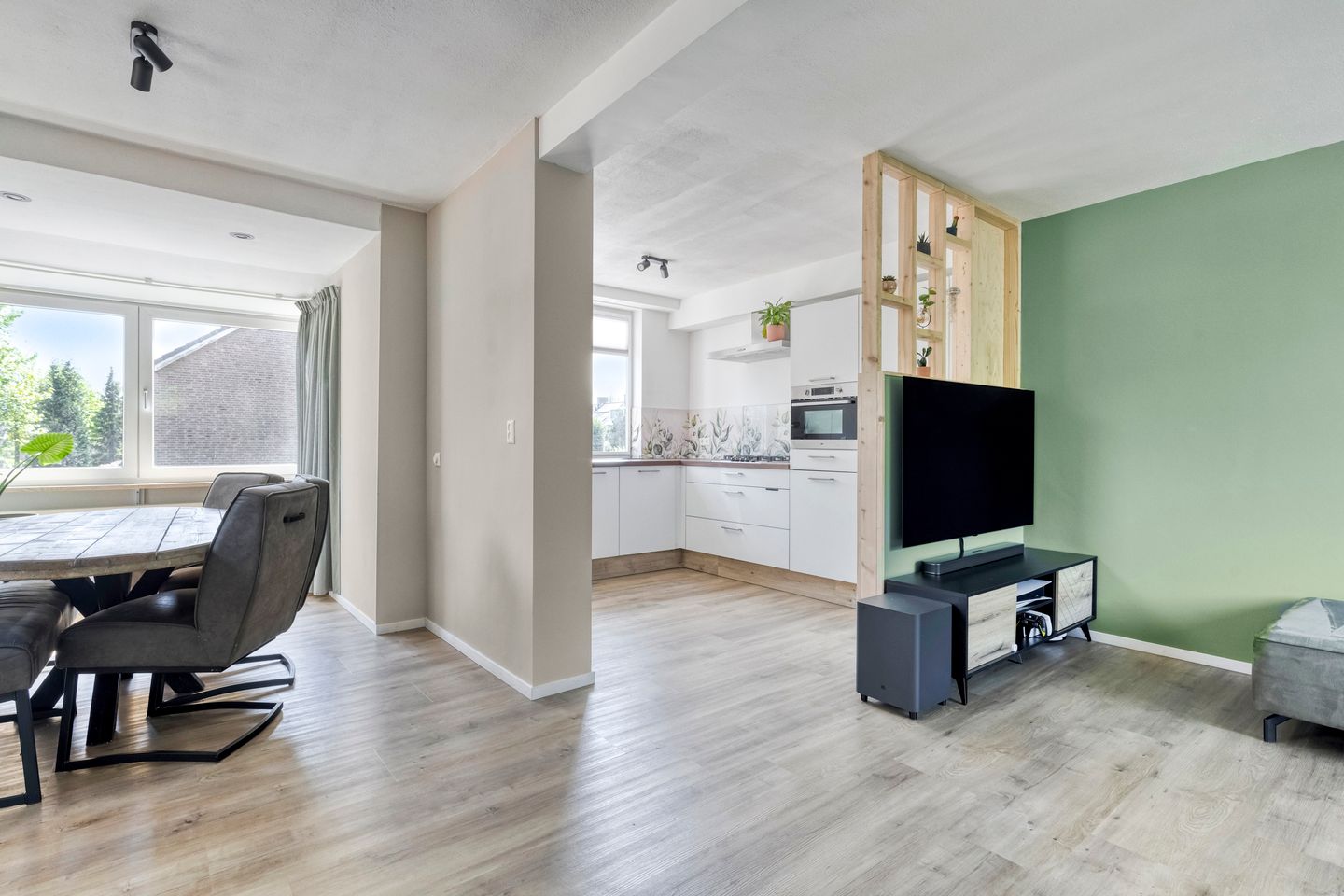 Foto 20 van van der Valckertlaan 36