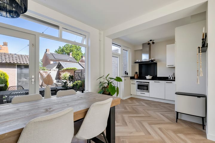 Foto 8 van Poelsstraat 3