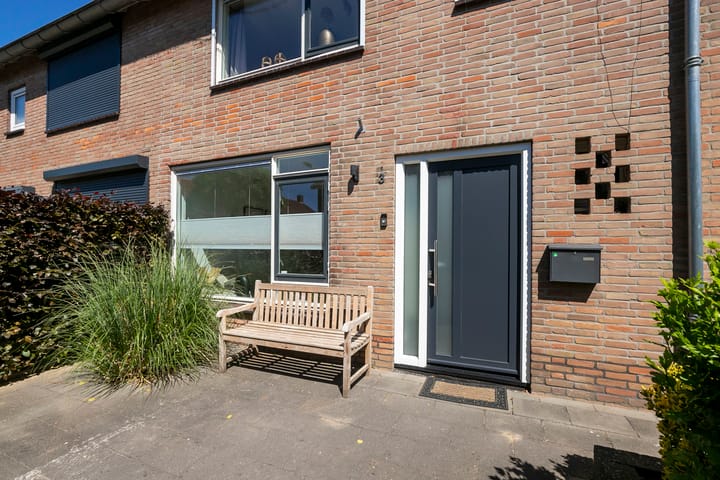 Foto 28 van Poelsstraat 3