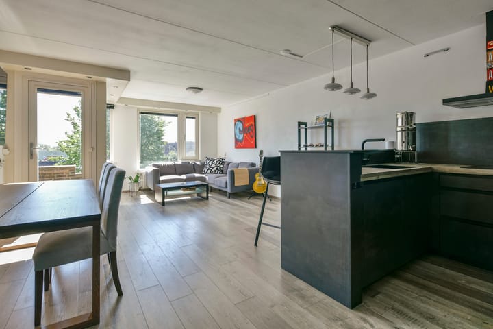 Foto 12 van Wilhelminakade 15