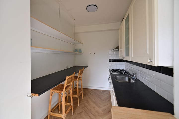 Foto 5 van P.M.R. Versteeghstraat 6