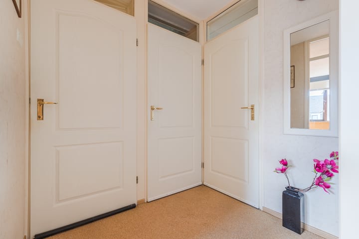 Foto 35 van Meerkoetstraat 31