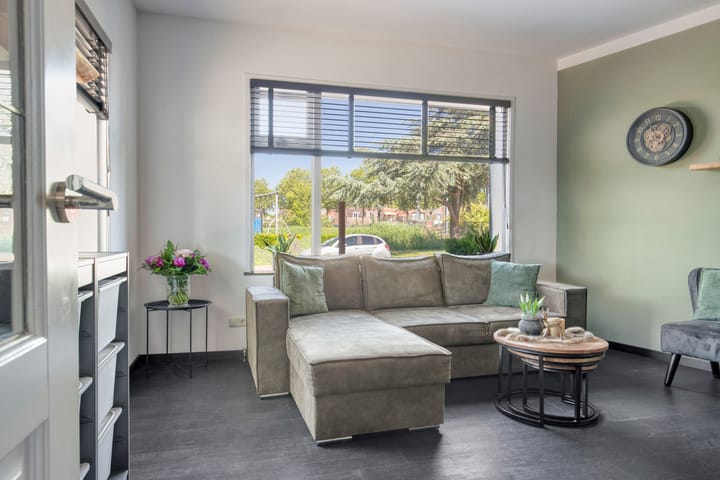 Photo 7 of Houweningestraat 6