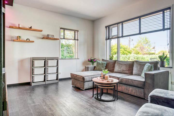 Photo 8 of Houweningestraat 6