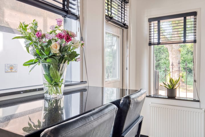 Photo 11 of Houweningestraat 6