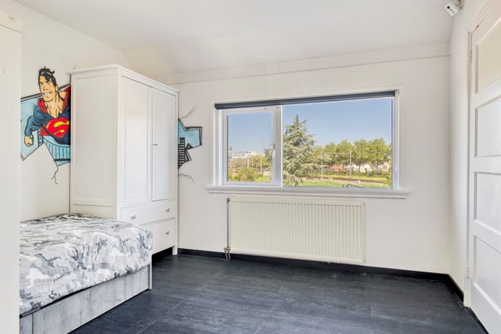 Photo 19 of Houweningestraat 6