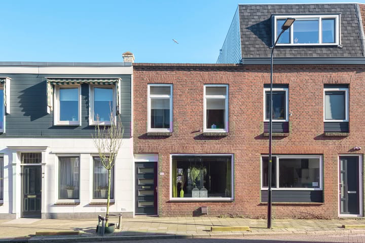 Koopwoningen - huizen te koop in [Funda]