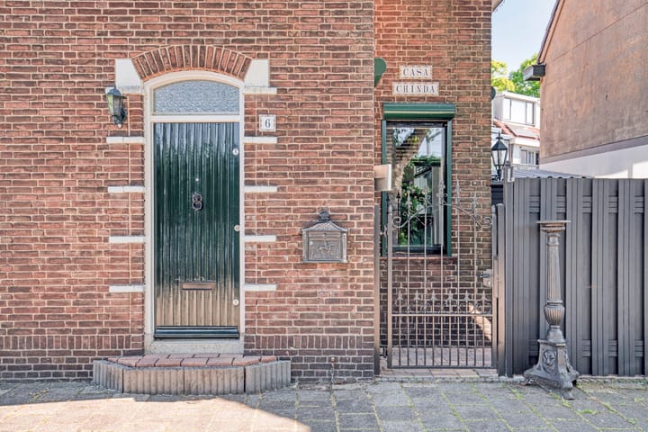 Photo 36 of Houweningestraat 6