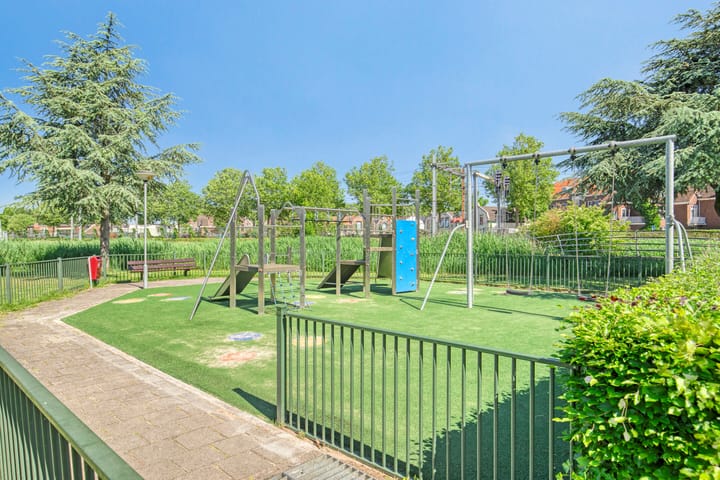 Photo 38 of Houweningestraat 6