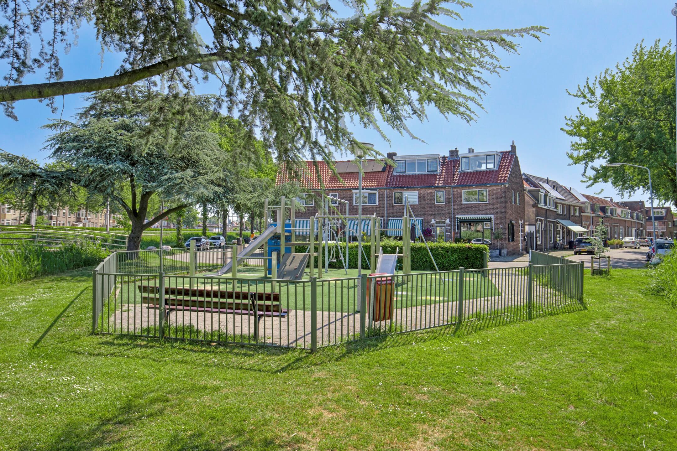 Foto 39 van Houweningestraat 6