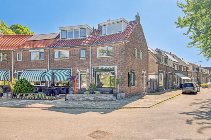 Photo 40 of Houweningestraat 6