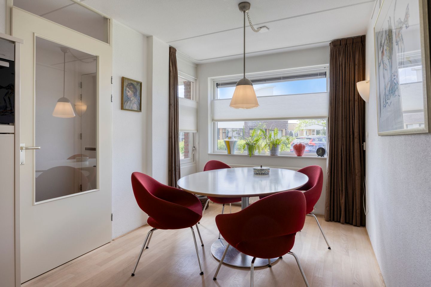 Foto 10 van Nienke van Hichtumplein 14