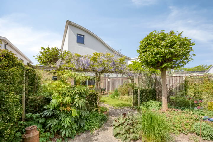 Foto 30 van Nienke van Hichtumplein 14