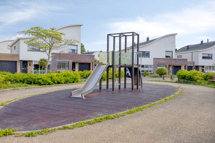 Foto 36 van Nienke van Hichtumplein 14