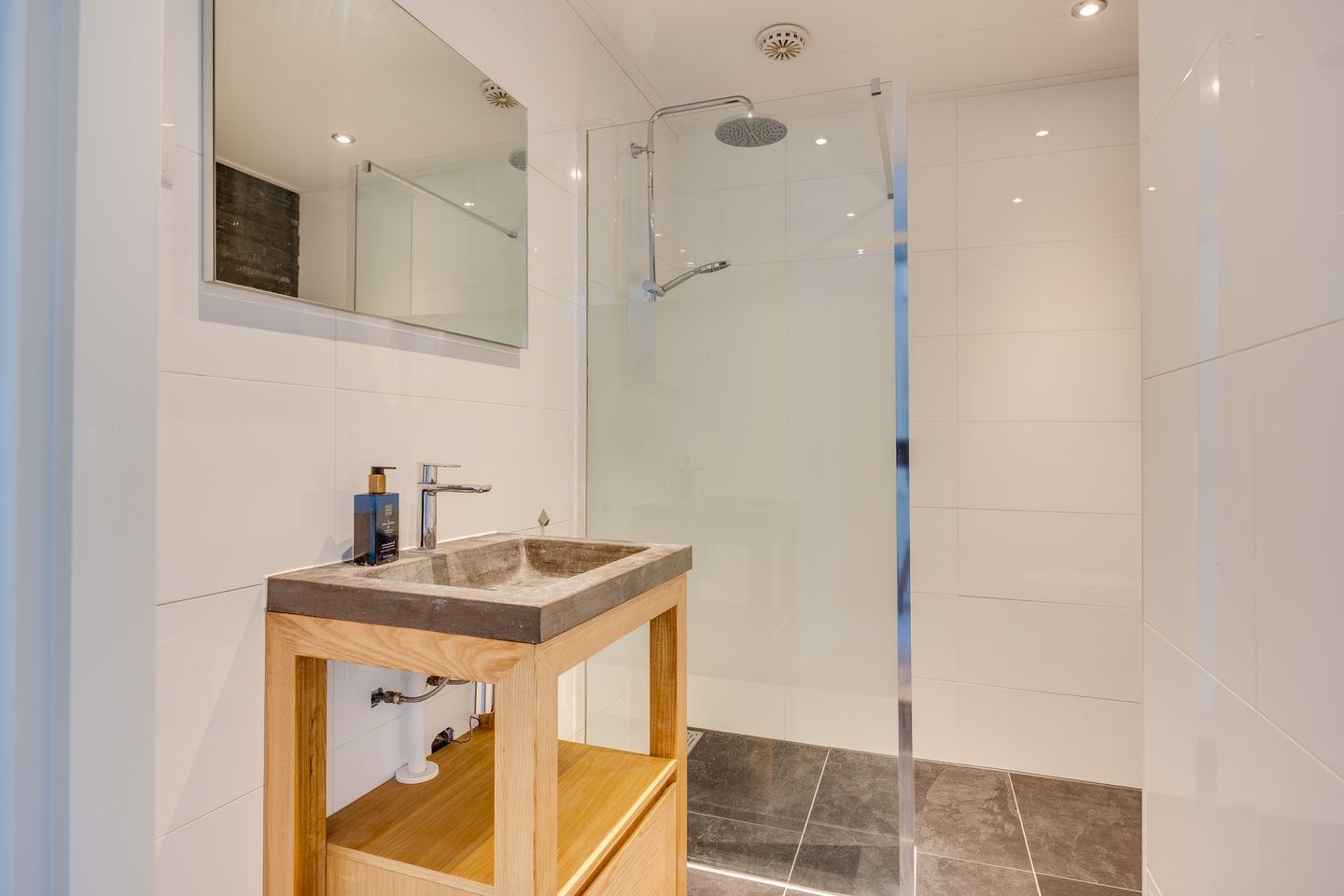 Foto 25 van Afrikaring 81