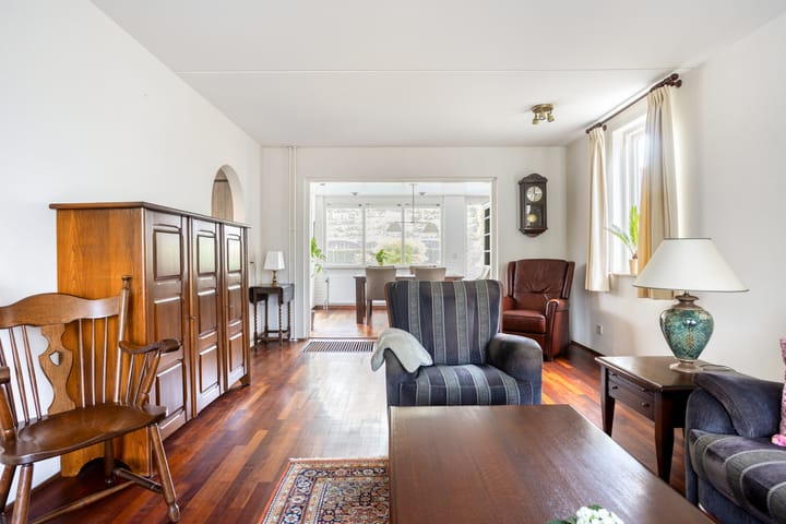 Foto 12 van Klompenmaker 32