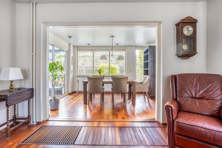 Foto 13 van Klompenmaker 32