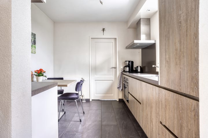 Foto 19 van Klompenmaker 32