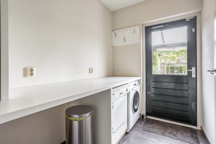 Foto 23 van Klompenmaker 32