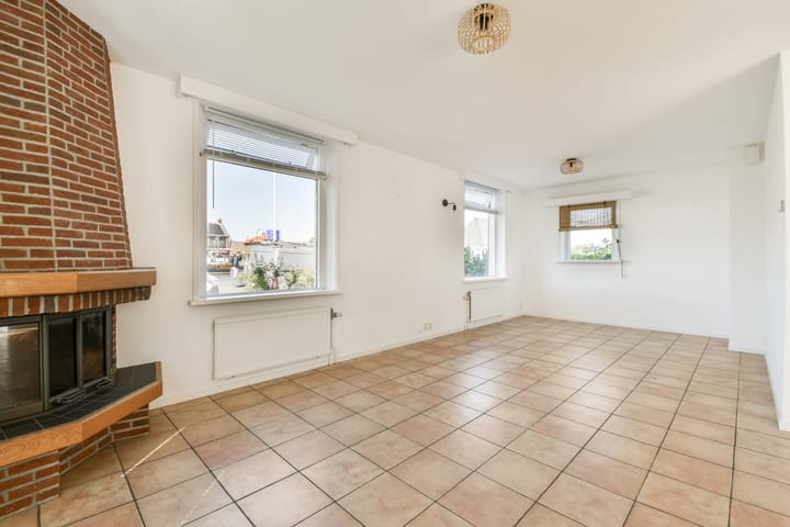 Foto 6 van Julianalaan 1-A