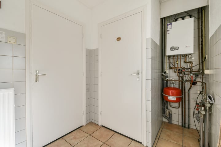 Foto 12 van Julianalaan 1-A